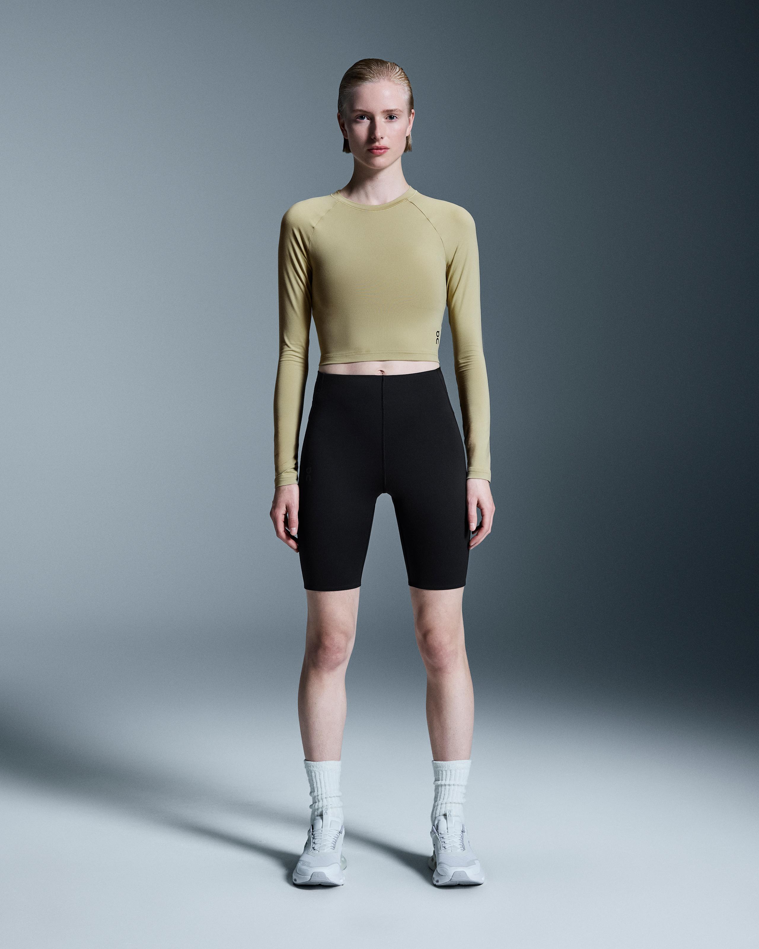 Studio Long-T Crop Caper